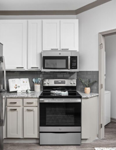 Brand New Luxury Apartments For Rent-Elevate 114